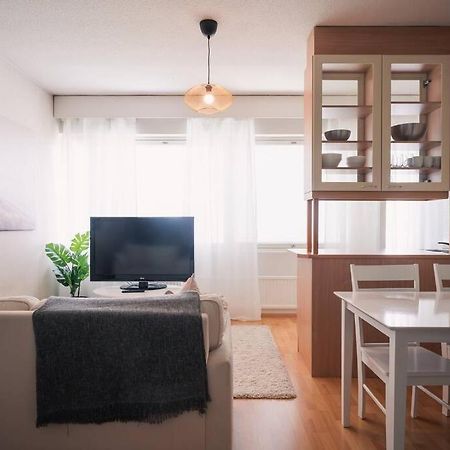 Ihana Huoneisto Aivan Keskustan Tuntumassa Turku Esterno foto